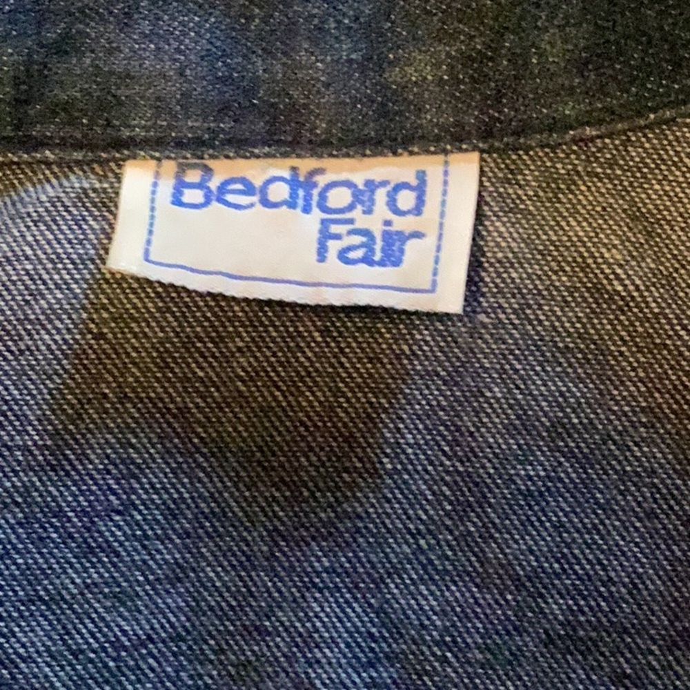 Women's Dark Blue Denim Jacket with Smocked Hem Size Medium - Picture 2 of 5